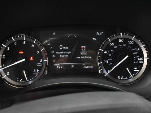 Used 2022 Toyota Highlander XLE image 23