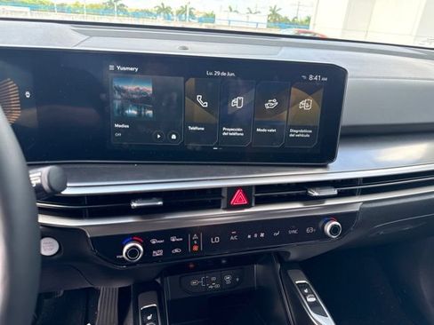 Used 2026 Kia Sorento S w/ S Panoramic Sunroof Package FWD image 8