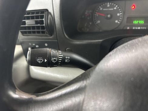 Used 2006 Ford F350 XL RWD image 28