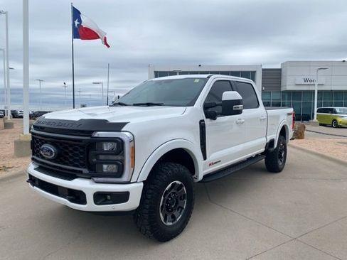 Used 2023 Ford F250 Lariat w/ Lariat Ultimate Package AWD/4WD image 1