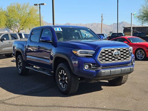 Used 2022 Toyota Tacoma TRD Off-Road image 3