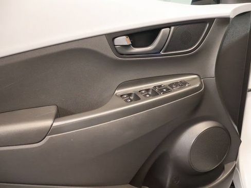 Used 2021 Hyundai Kona SEL AWD/4WD image 10