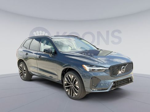New 2026 Volvo XC60 B5 Ultra w/ Climate Package image 10