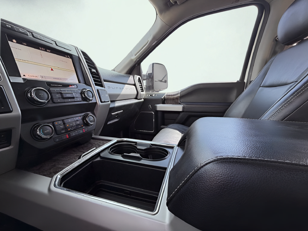 Used 2019 Ford F250 Lariat w/ Lariat Ultimate Package AWD/4WD image 61