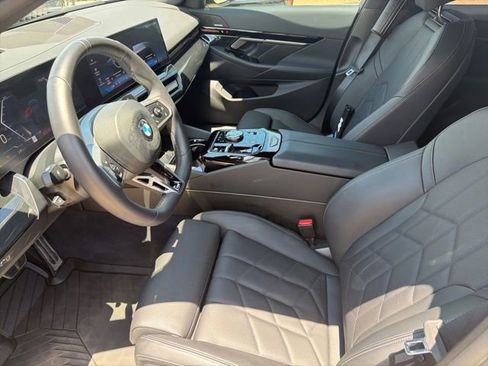 Certified 2026 BMW 530i w/ M Sport Package RWD image 16