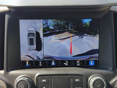 Used 2024 GMC Terrain Denali w/ Denali Premium Package AWD/4WD image 15