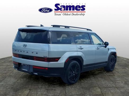 Used 2025 Hyundai Santa Fe Calligraphy FWD image 3