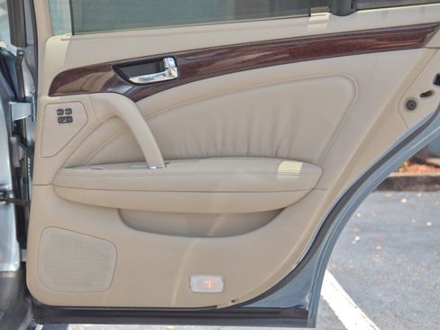 Used 2005 INFINITI Q45 w/ (P01) Premium Pkg image 33