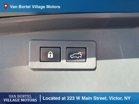 Used 2020 Subaru Outback Touring XT AWD/4WD image 30