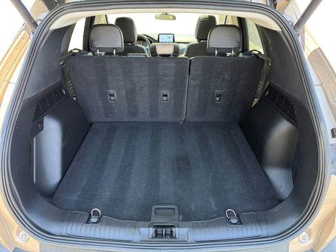 Used 2021 Ford Escape SEL image 17