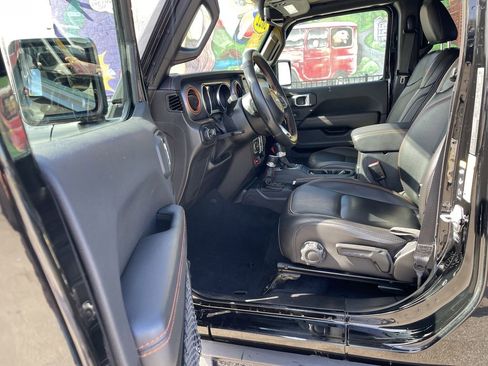 Certified 2022 Jeep Gladiator Mojave w/ LED Lighting Group image 14