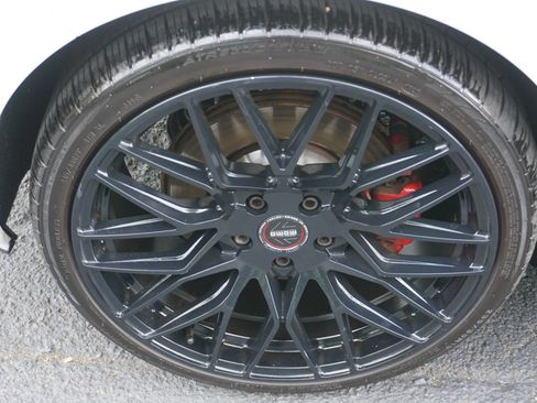 Used 2017 Volkswagen GTI SE FWD image 13