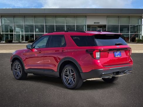 New 2026 Ford Explorer ST-Line w/ ST-Line Street Pack AWD/4WD image 3