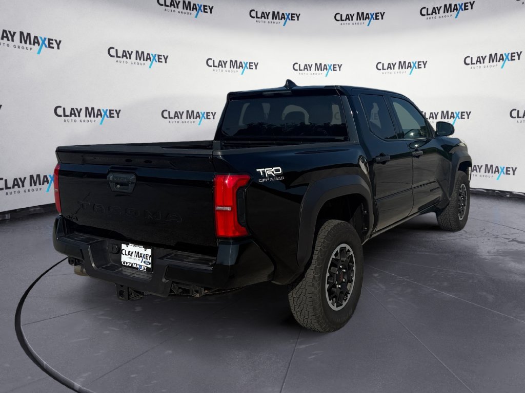 Used 2025 Toyota Tacoma TRD Off-Road AWD/4WD image 5