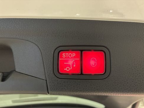 Used 2024 Mercedes-Benz GLE 350 4MATIC image 28