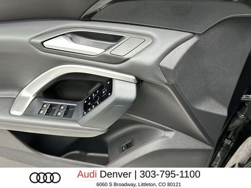 Used 2025 Audi Q5 Premium w/ Convenience Package AWD/4WD image 13