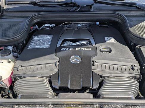 New 2026 Mercedes-Benz GLS 63 AMG 4MATIC image 19