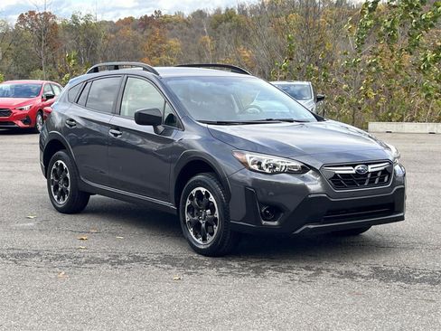 Certified 2023 Subaru Crosstrek 2.0i image 7