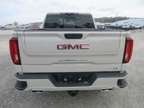 New 2026 GMC Sierra 1500 AT4 w/ AT4 Premium Package AWD/4WD image 6