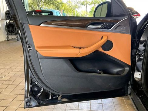 Used 2024 BMW X3 xDrive30i image 2