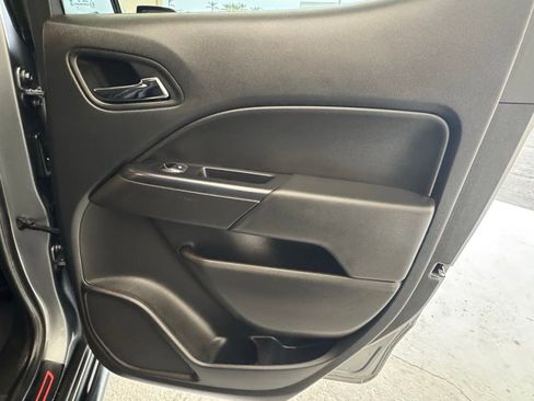 Used 2020 Chevrolet Colorado ZR2 image 17