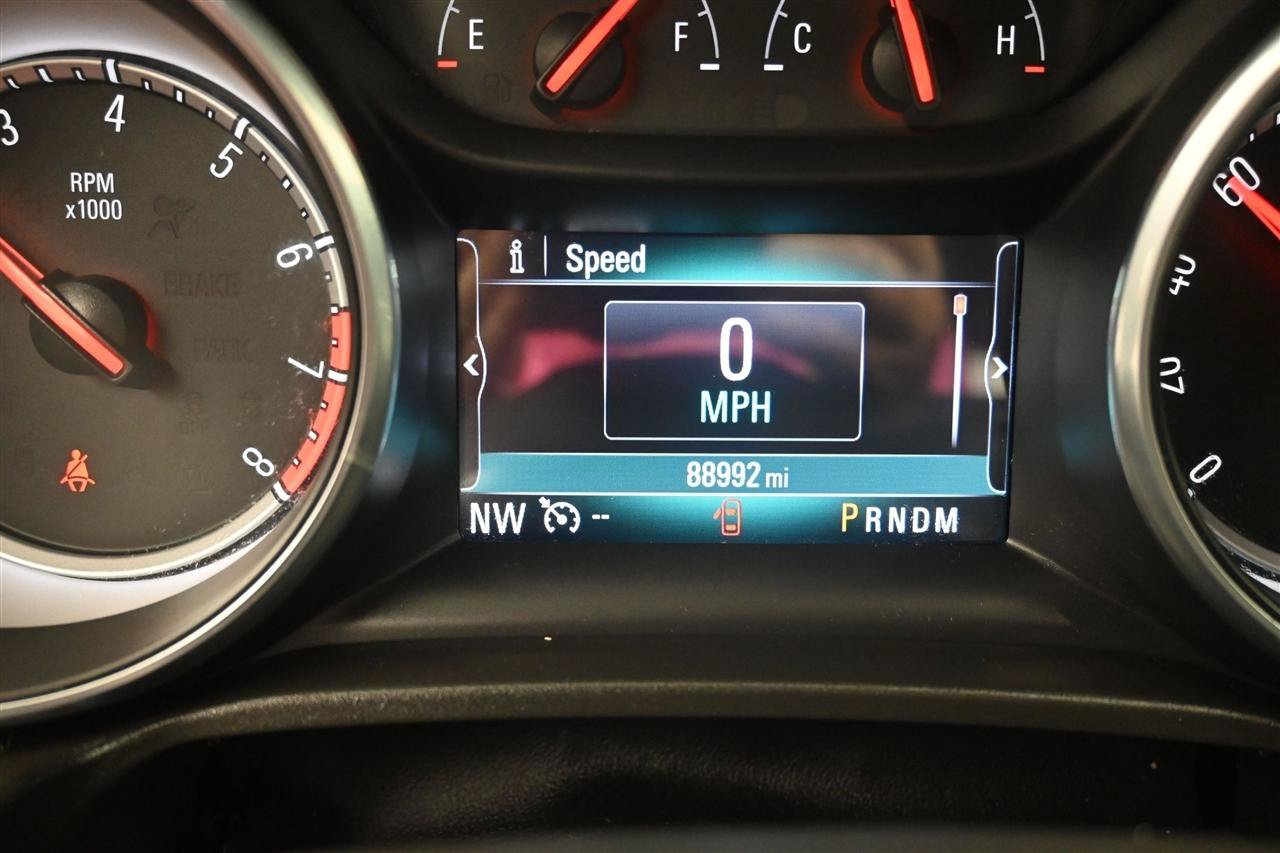 Used 2018 Buick Regal Preferred w/ Sights and Sounds Package AWD/4WD image 13