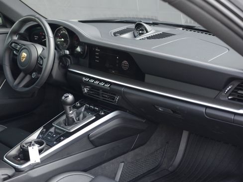 Certified 2024 Porsche 911 Carrera S image 29