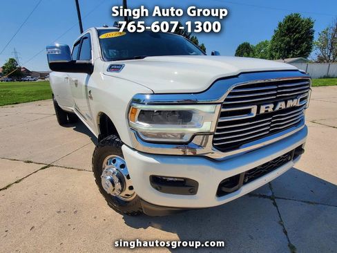 Used 2024 RAM 3500 Laramie AWD/4WD image 1