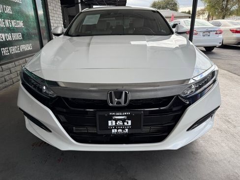 Used 2018 Honda Accord EX image 12