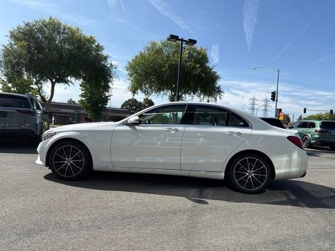 Used 2019 Mercedes-Benz C 300 Sedan image 8