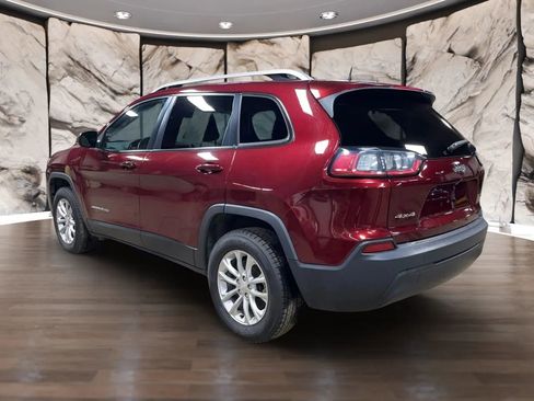 Used 2019 Jeep Cherokee Latitude w/ Cold Weather Group AWD/4WD image 10