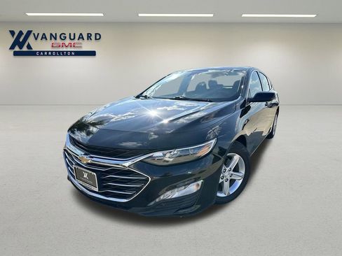 Used 2024 Chevrolet Malibu LT image 1