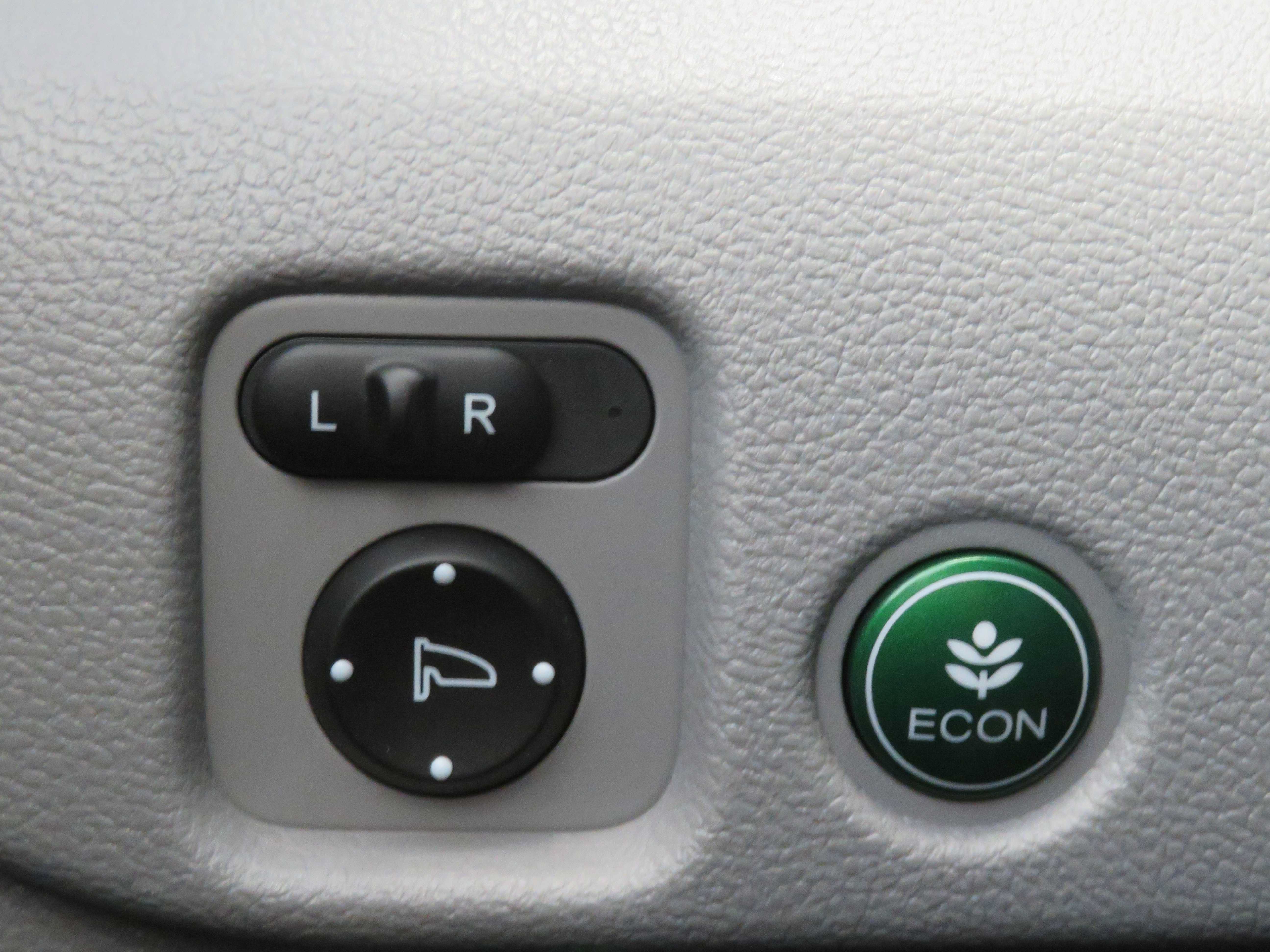 Used 2017 Honda Pilot Elite image 42
