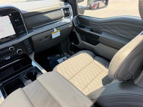 New 2026 Ford F350 Platinum w/ Platinum Plus Package AWD/4WD image 17