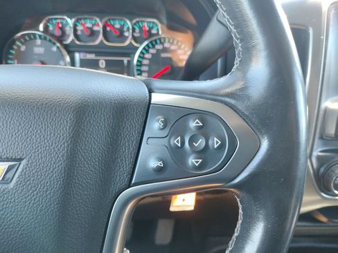 Used 2017 Chevrolet Silverado 1500 LT AWD/4WD image 26