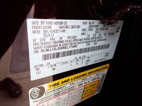 New 2024 Lincoln Navigator L Reserve image 23