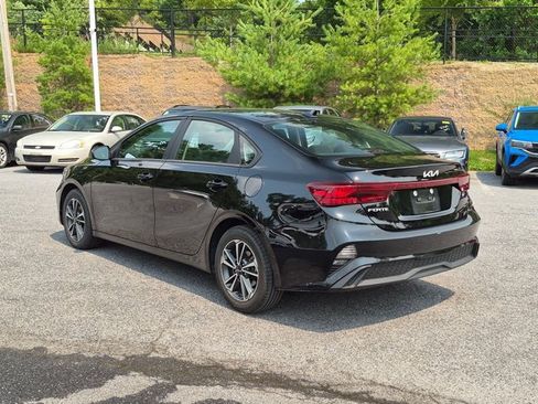 Used 2024 Kia Forte LXS FWD image 7