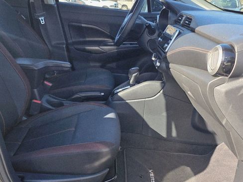 Used 2020 Nissan Versa SR image 12