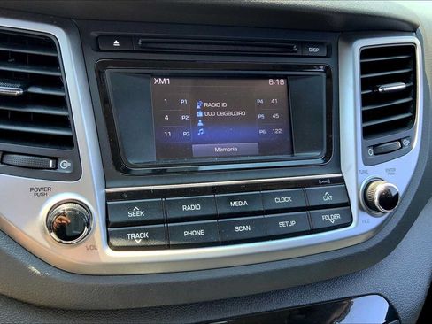 Used 2017 Hyundai Tucson SE FWD image 30