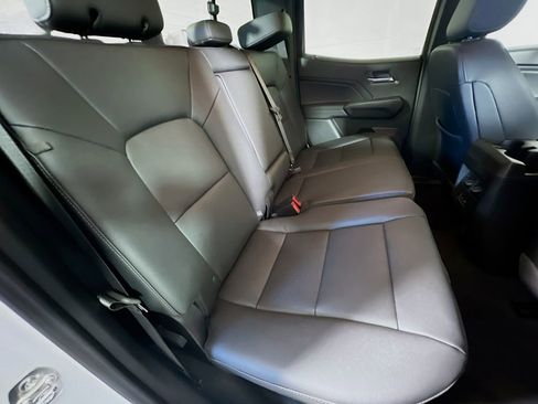 New 2026 GMC Canyon Elevation image 20