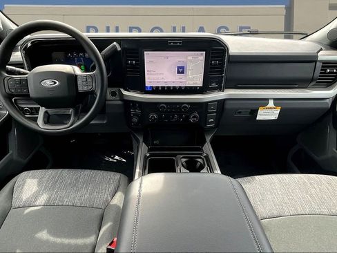 New 2026 Ford F250 XLT w/ XLT Premium Package AWD/4WD image 5