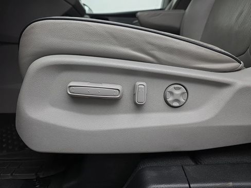 Used 2023 Honda Odyssey Elite image 17