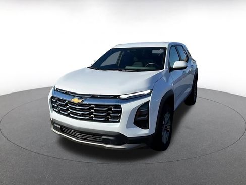 Used 2025 Chevrolet Equinox LT image 7