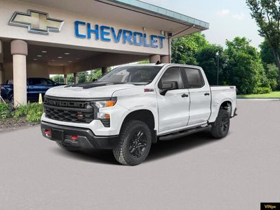 New 2026 Chevrolet Silverado 1500 Custom Trail Boss w/ Turbomax Blackout Package