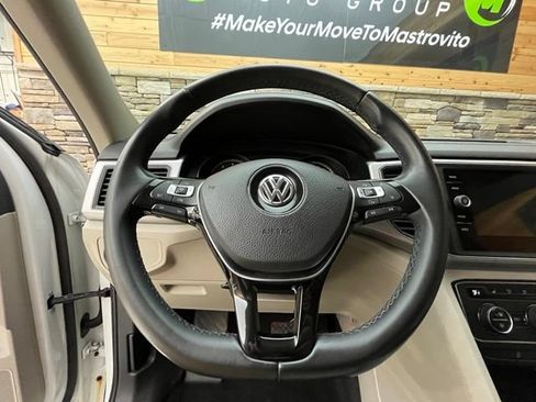Used 2018 Volkswagen Atlas SE AWD/4WD image 18