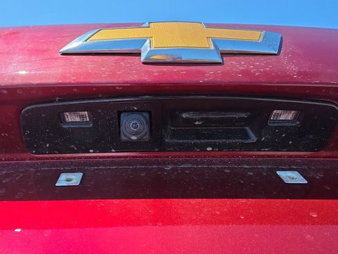 Used 2025 Chevrolet Trax LT w/ LT Convenience Package FWD image 16