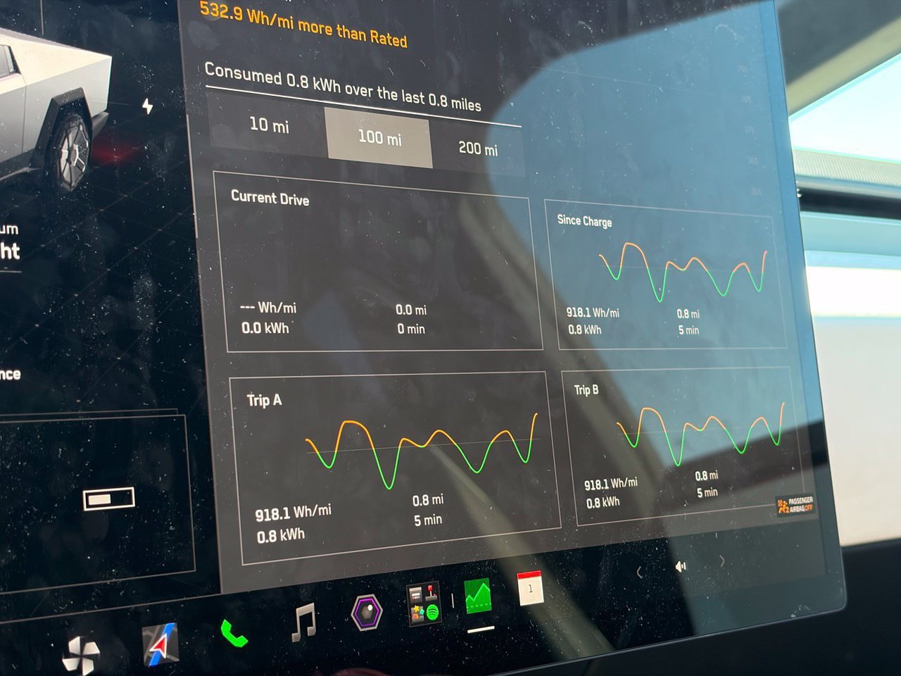 Used 2024 Tesla Cybertruck AWD Crew Cab image 8