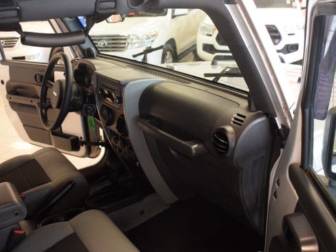 Used 2010 Jeep Wrangler Sport AWD/4WD image 41