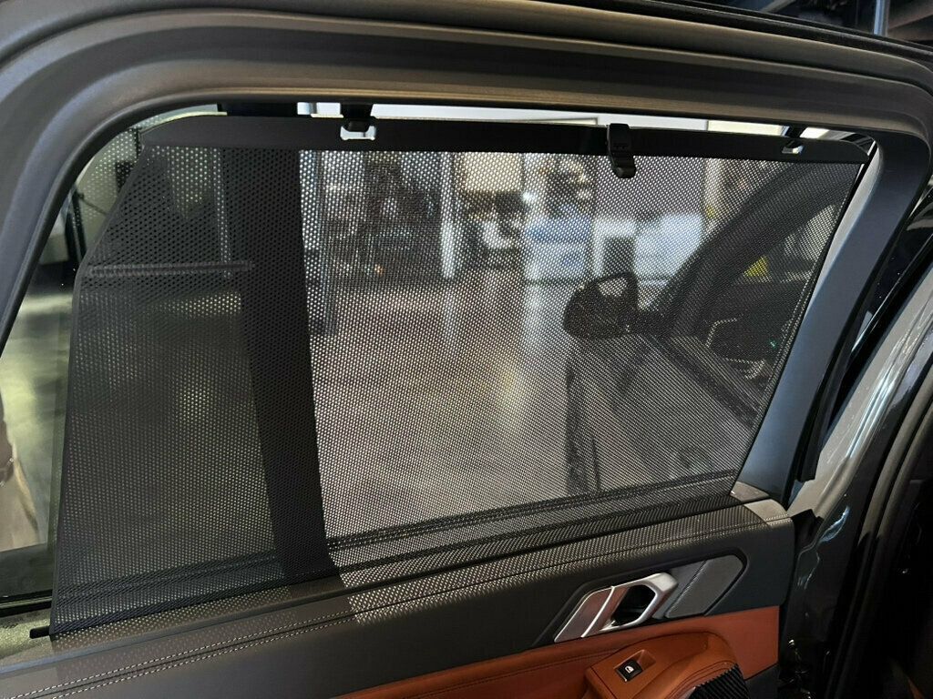 Used 2022 BMW X5 M50i w/ Executive Package AWD/4WD image 25