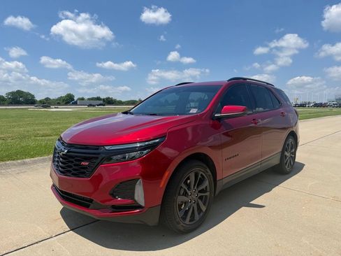 Used 2024 Chevrolet Equinox RS FWD image 10